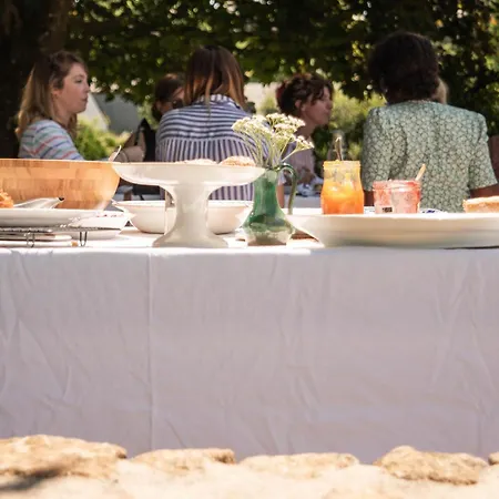 Maison Hyacinthe 住宿加早餐酒店 4*