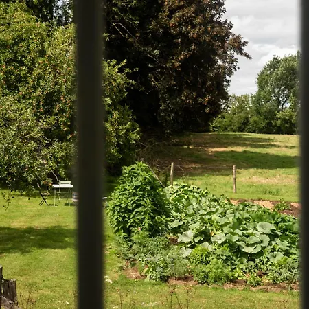 Maison Hyacinthe Bed & Breakfast 3*